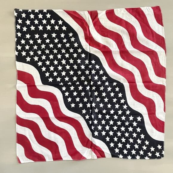 Set of 2 Vintage Handkerchief Bandana Wavy Stars Stripes July 4th Red White Blue - Picture 2 of 8